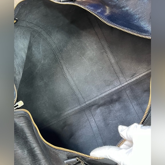 Louis Vuitton Black Epi Keepall 60 - Picture 12 of 12